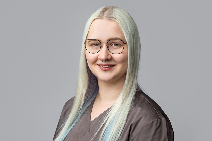 Frau Luisa Waschinski