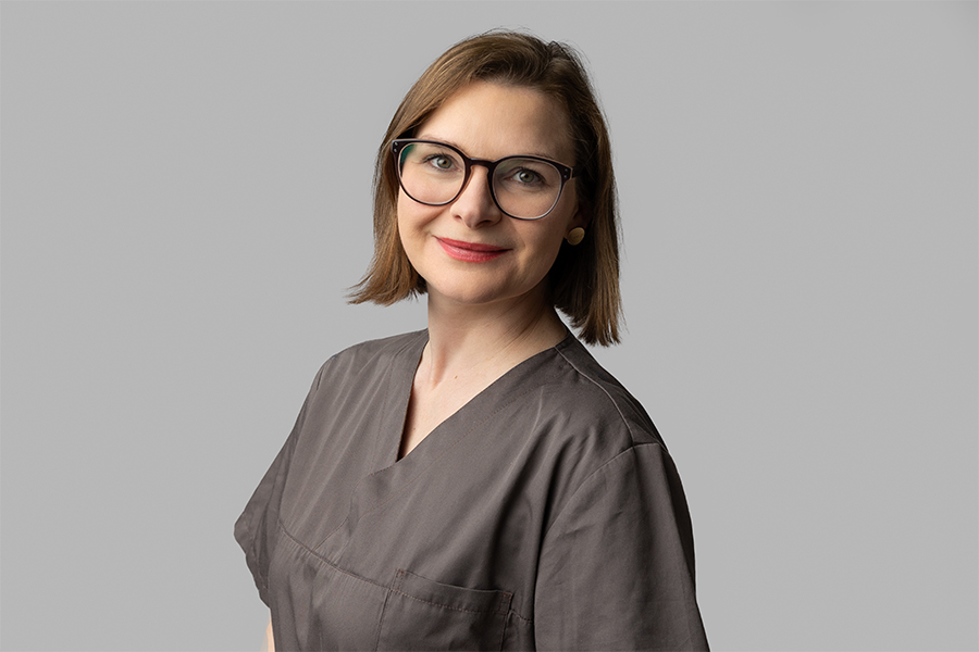 Frau Silvia Prey-Weber